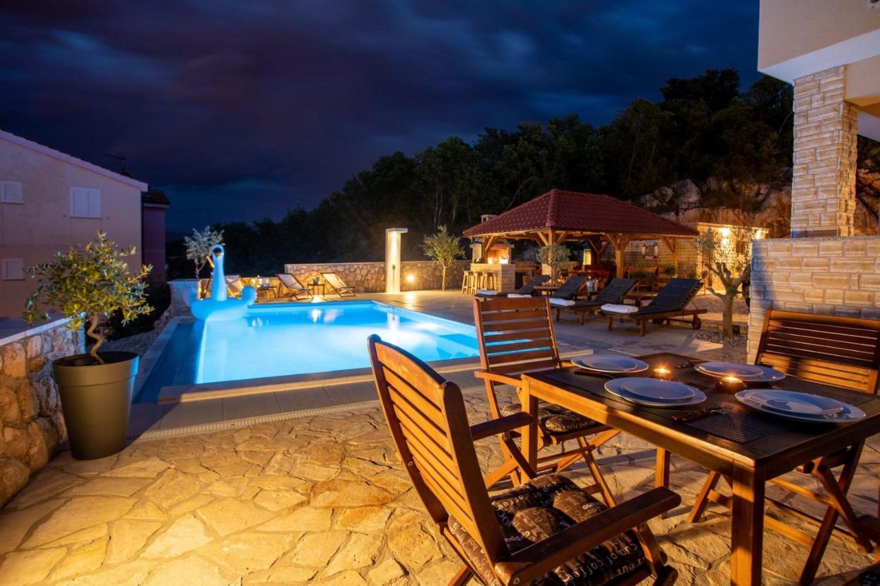 Luxury Villa Allen With Pool Klimno Room photo