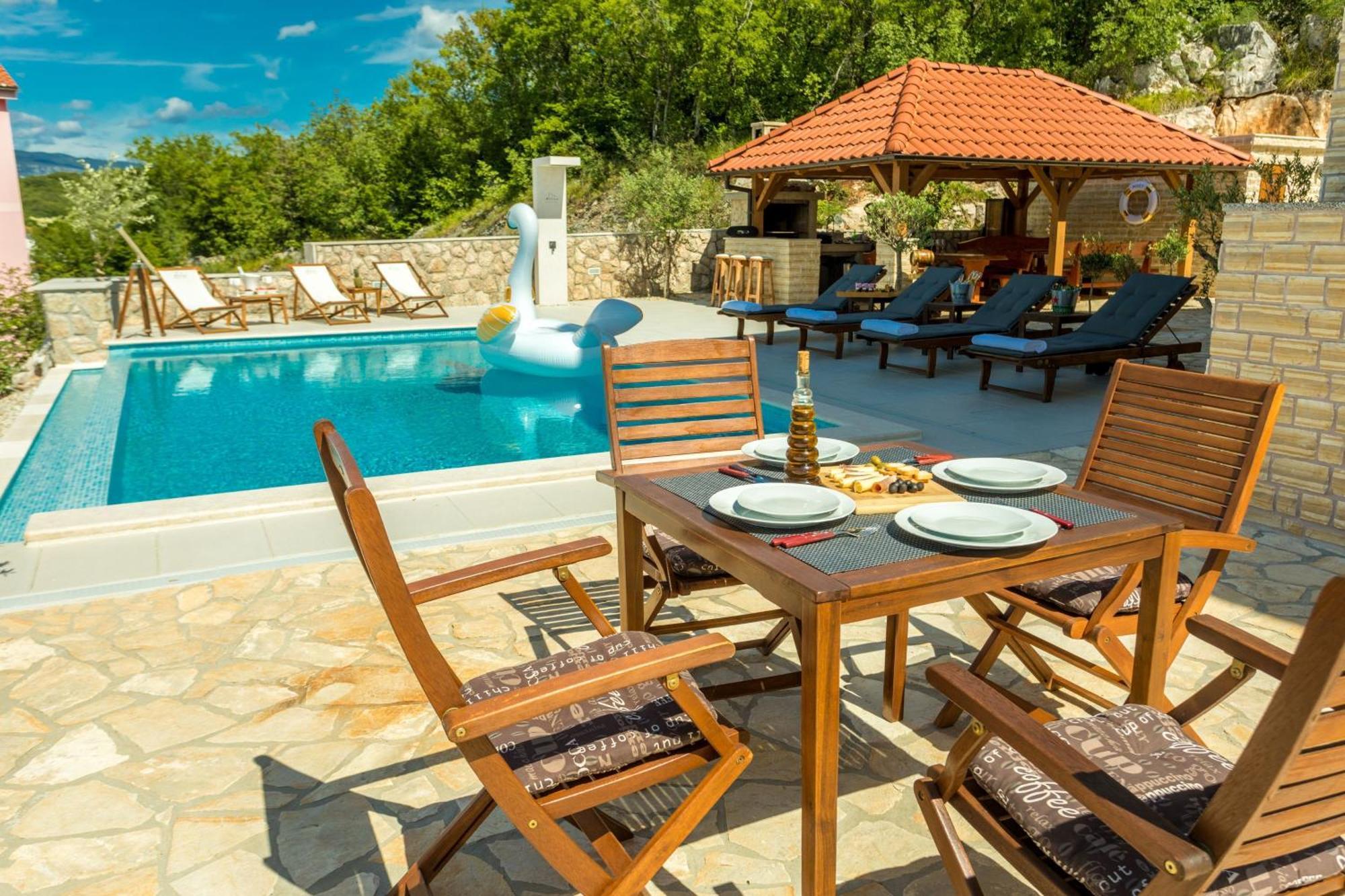 Luxury Villa Allen With Pool Klimno Room photo