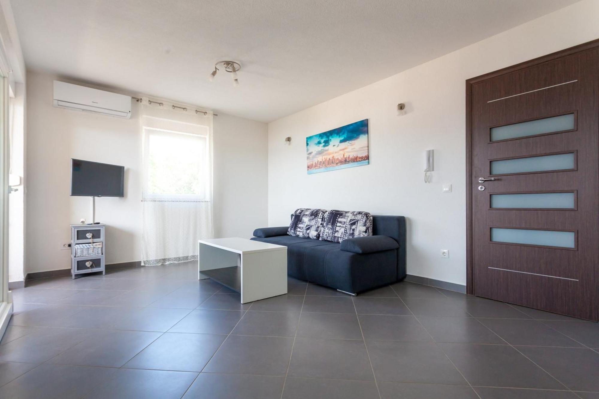 Luxury Villa Allen With Pool Klimno Room photo